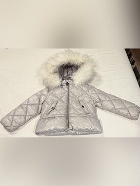 Michaels Kors Light Silver Quilted Puffer Jacket with Faux Fur Hood